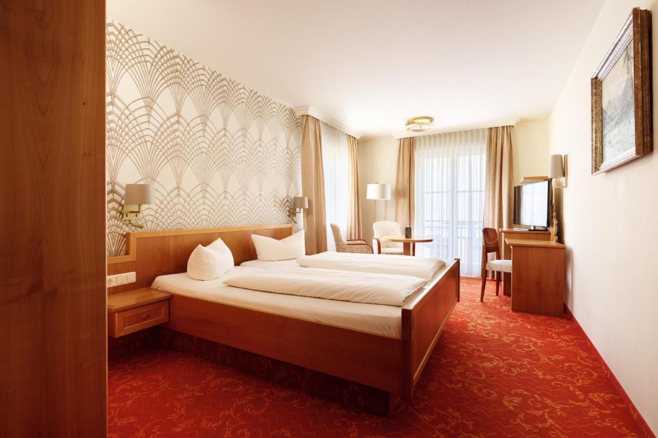 Hotel Mohren โอเบอร์สทดอร์ฟ ภายนอก รูปภาพ